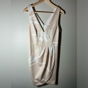 SHILLA White Cream Floral Faux Wrap Dress Size Medium Knee Length